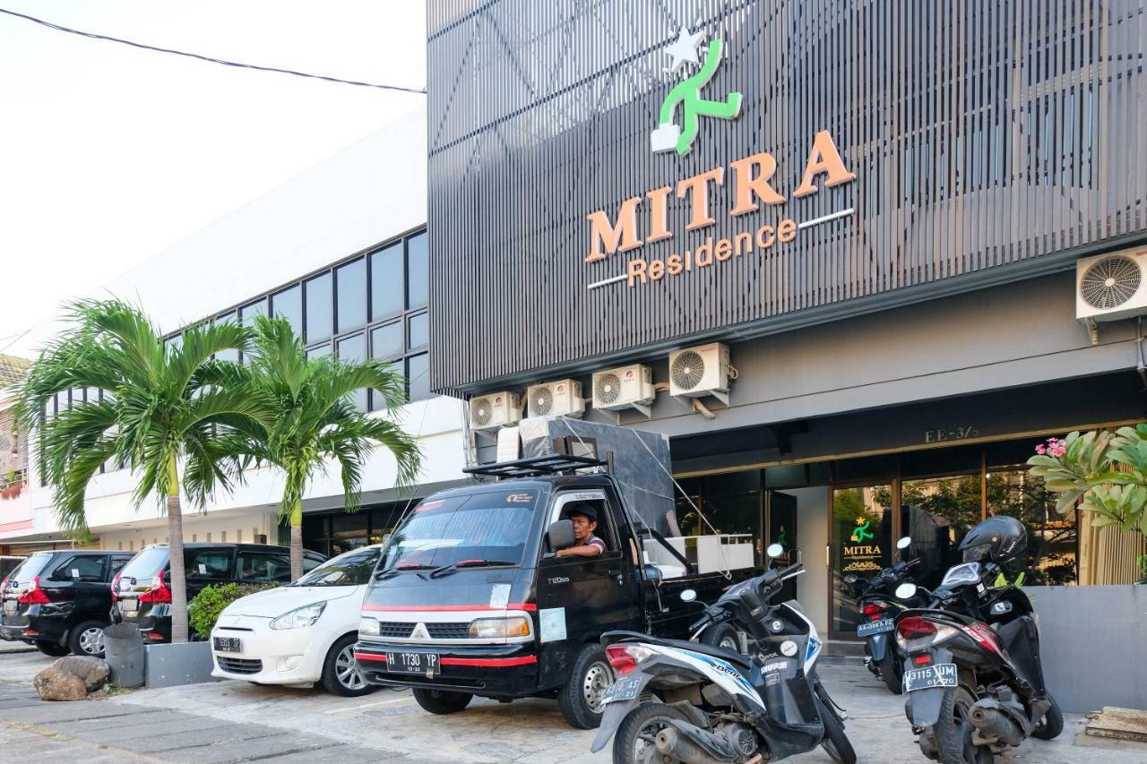 Hotel Reddoorz Near Ahmad Yani Airport 3 Semarang Exterior foto